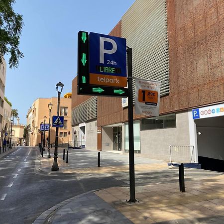 Apartamento Con Parking Gratis En El Centro, 2 Dormitorios Almeria Ngoại thất bức ảnh