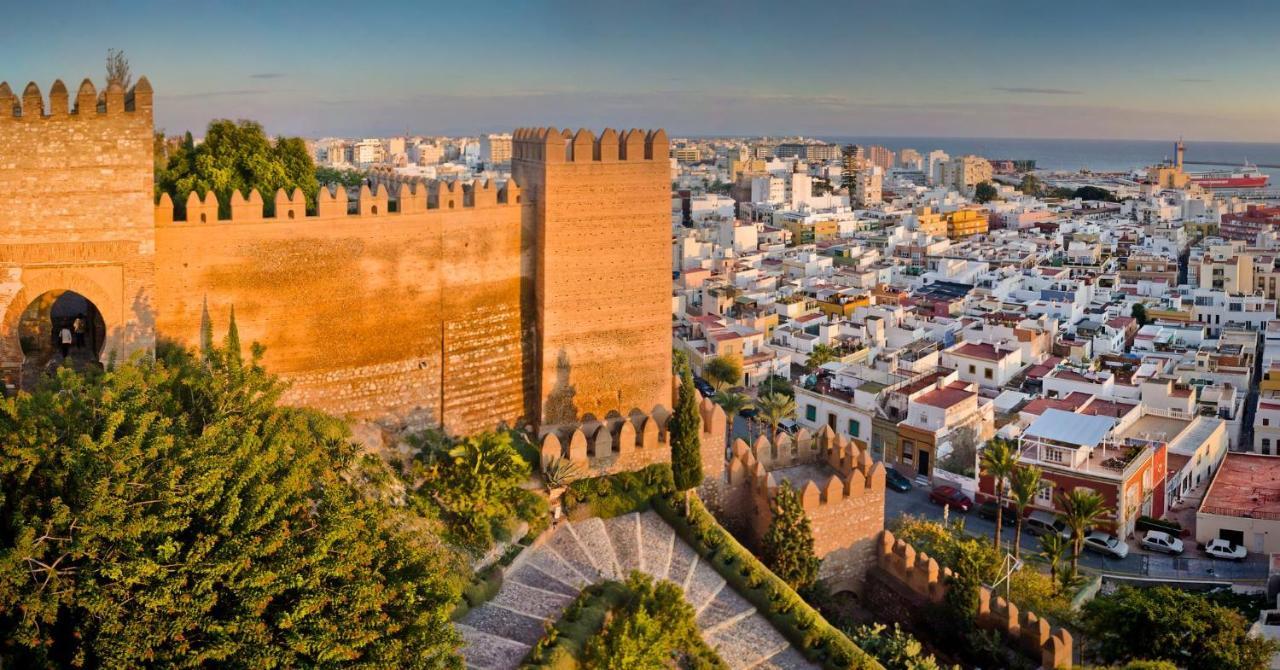 Apartamento Con Parking Gratis En El Centro, 2 Dormitorios Almeria Ngoại thất bức ảnh